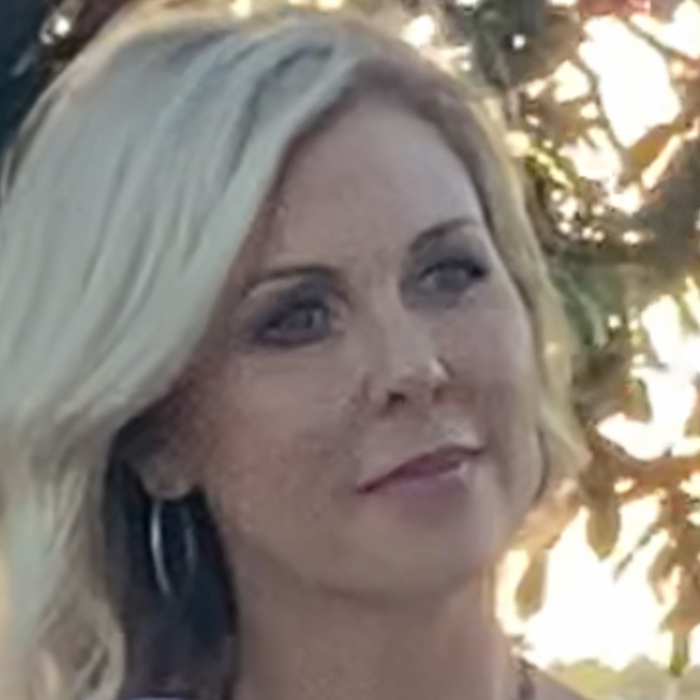 Meet your Posher, Dana